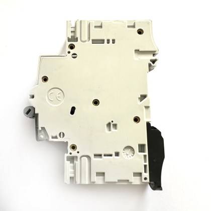 GE General Electric AEG EP101 566748 B40 40A 40 Amp MCB Circuit Breaker Type B